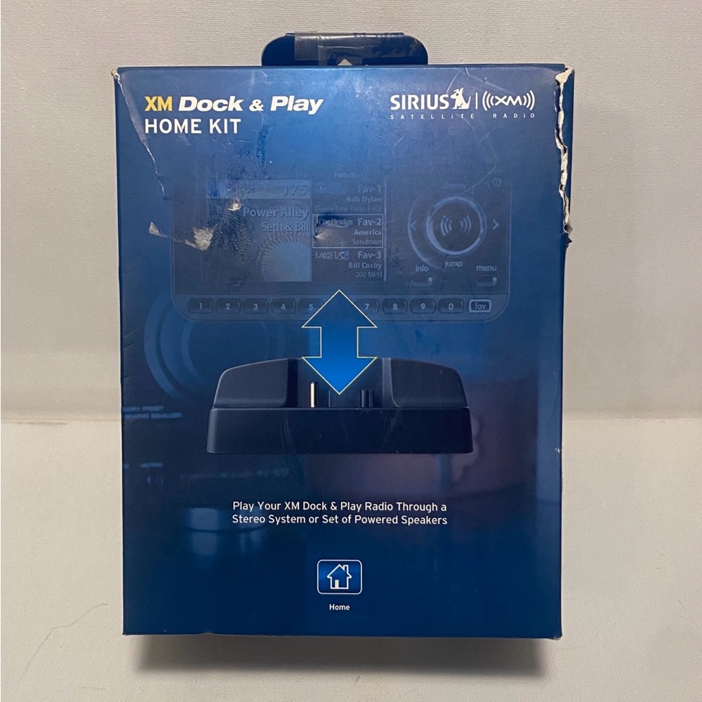 XM Dock & Play Home Kit Sirius Satellite Radio Asccessory New Open Box